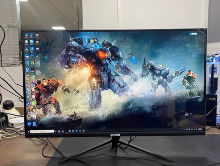 27寸高清液晶显示屏低价转让